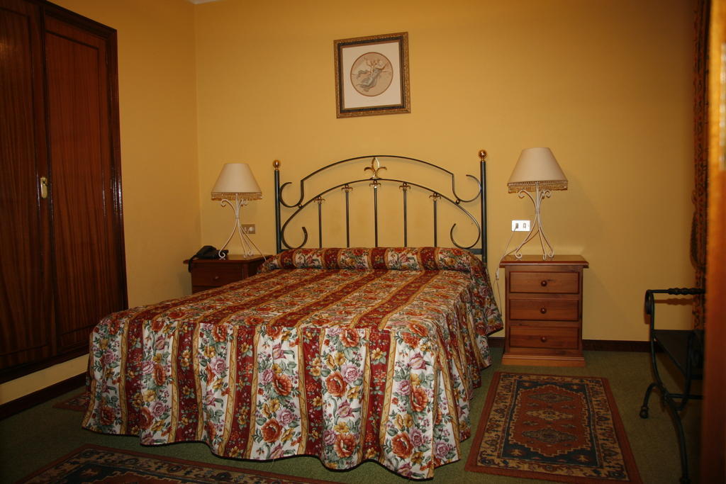 Hotel San Rosendo Ourense Pokój zdjęcie